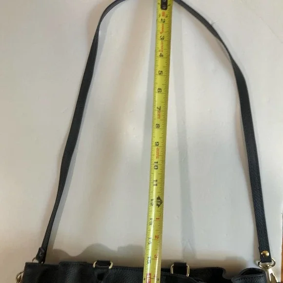 Sophisticated Navy Leather Tote Bag - Picture 15 of 15